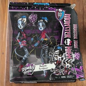 Monster High Zombie Shake Meowlody and Purrsephone Werecat Sisters Cats
